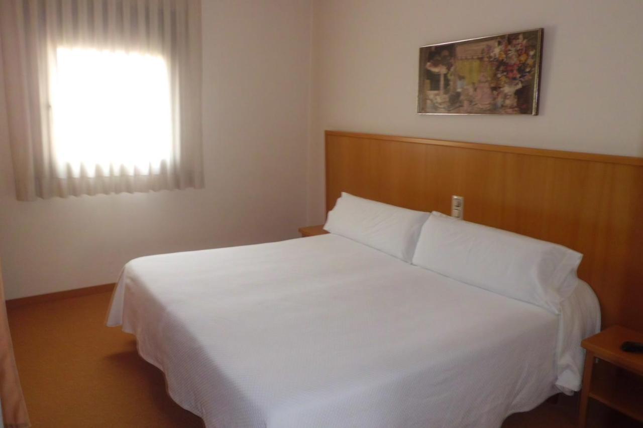 Hostal Palouet De Segarra 외부 사진