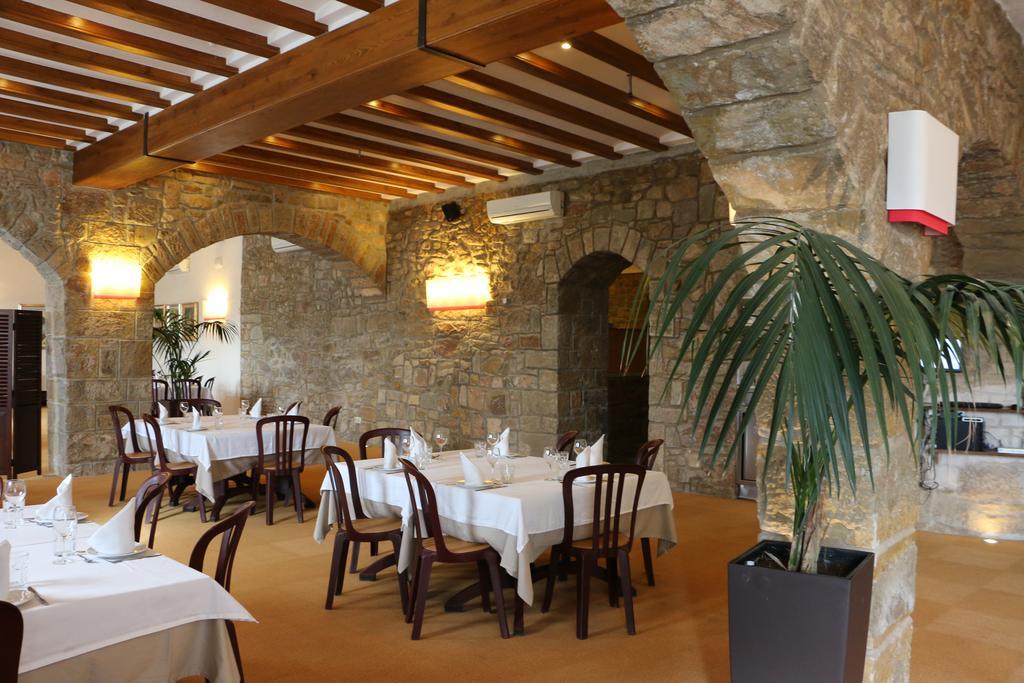 Hostal Palouet De Segarra 외부 사진
